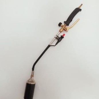 chalumeau avec bouton d'allumage