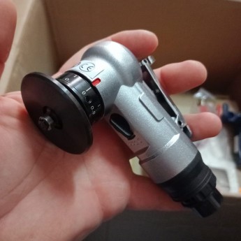 machine a chanfreiner pneumatique