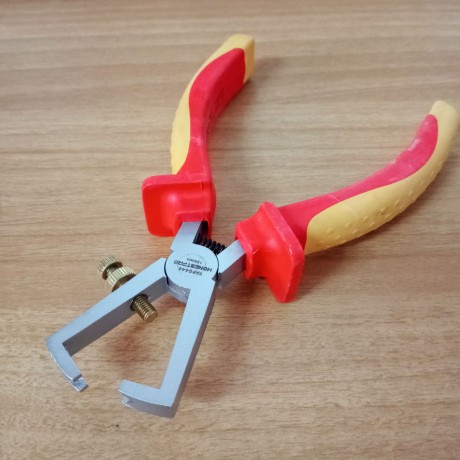 pince a dénudé HONESTPRO