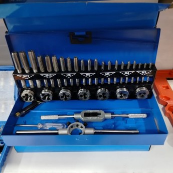 coffret jeu de taraud