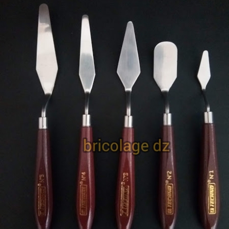 couteaux a peindre